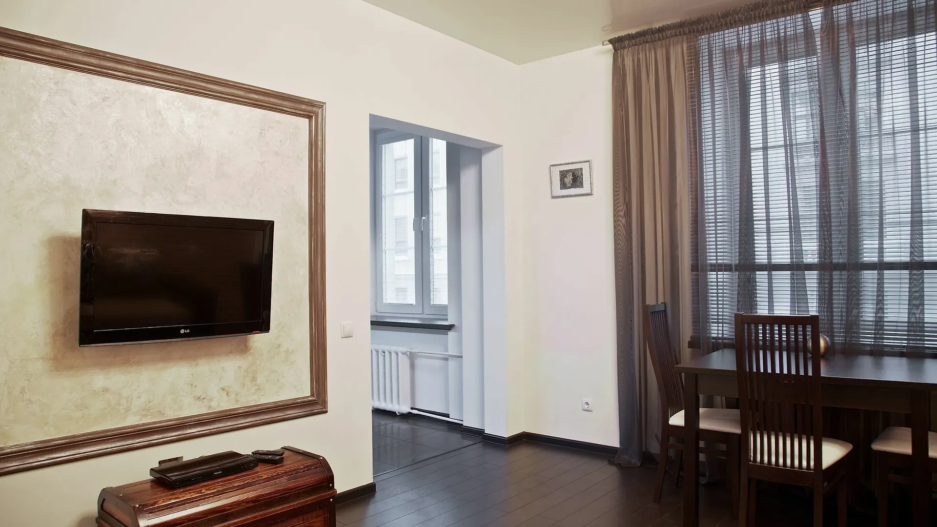 Отель Royal Apartments Минск